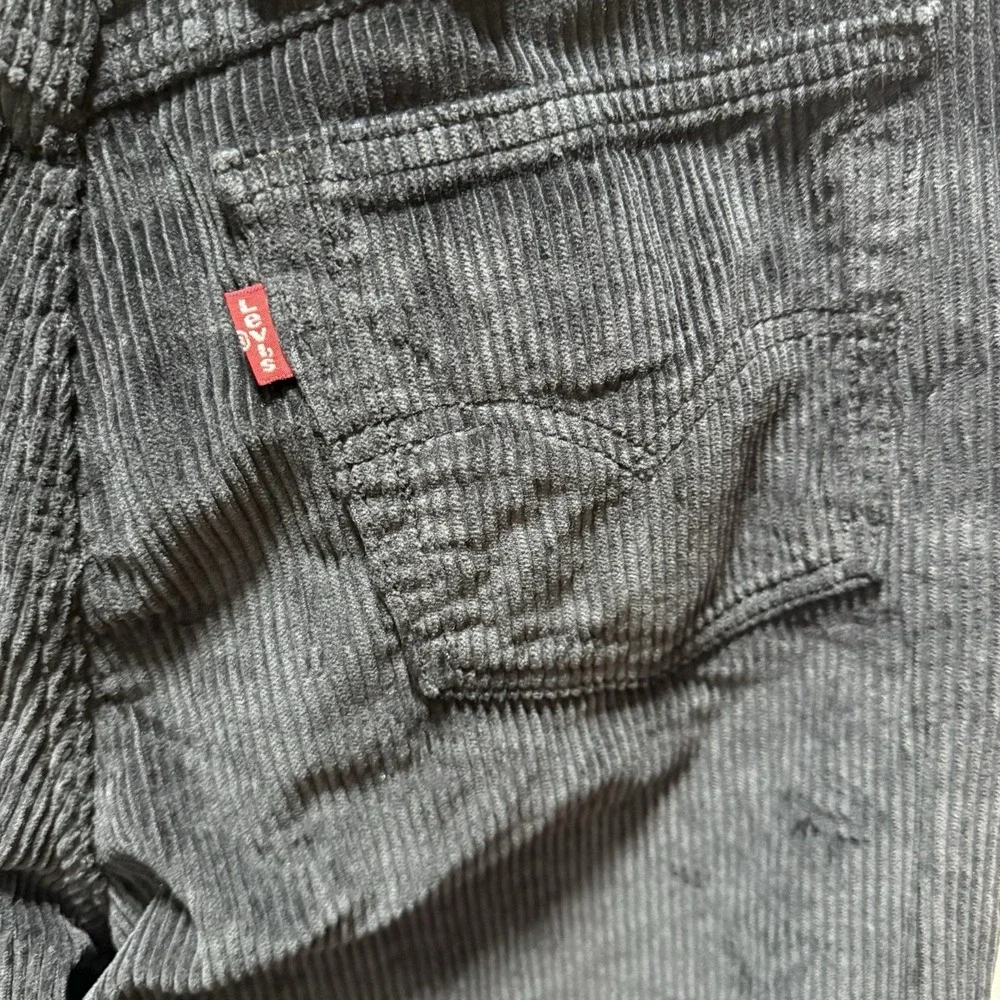 Levi's Corduroy Jeans Womens Size 29x30 Black‎ High Waisted Mom NEW WITH TAGS